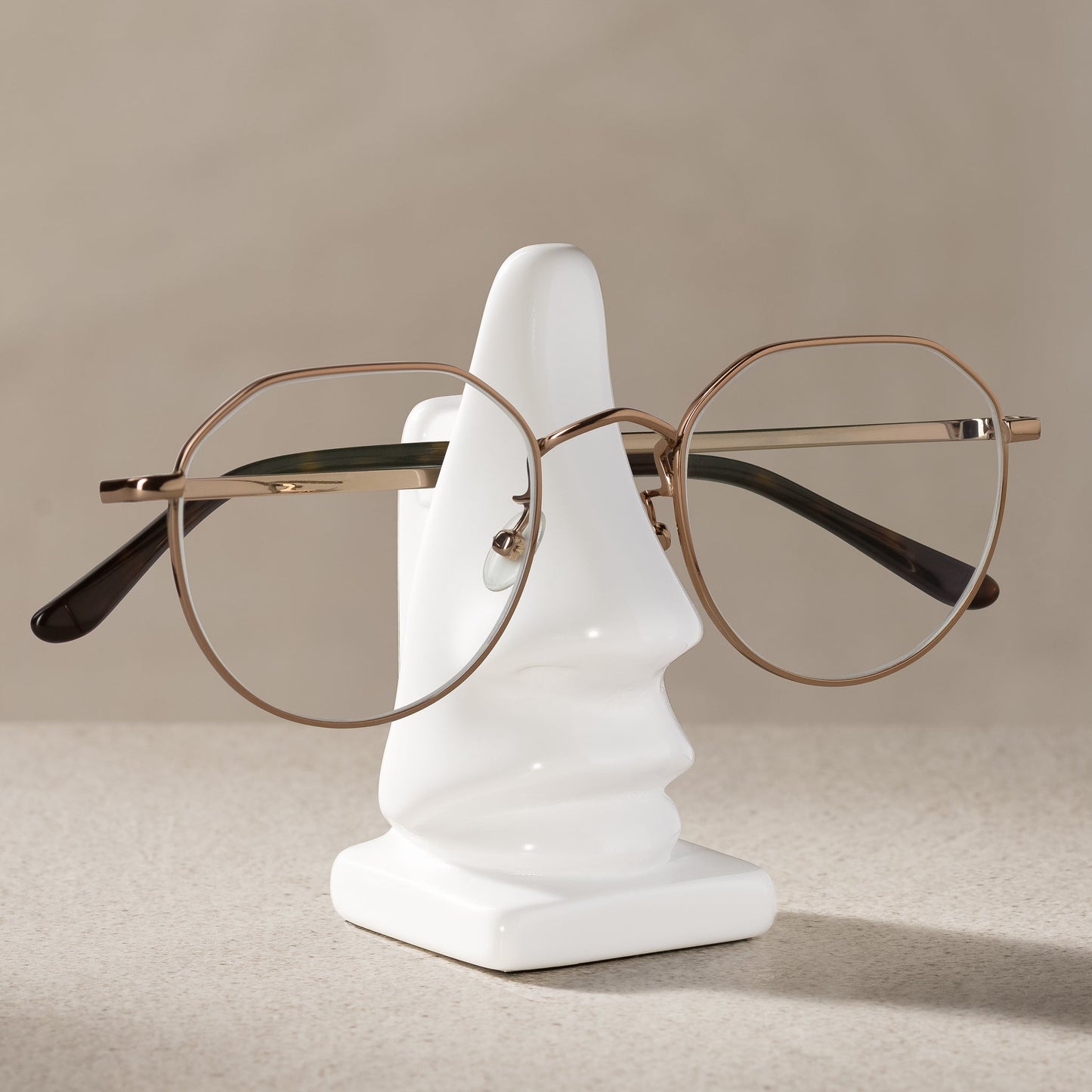 Leon Nose Eyeglass Holder - White