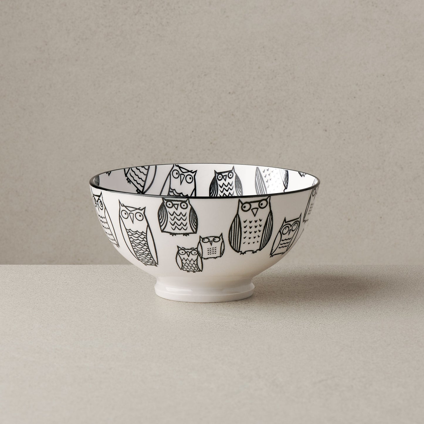 Kiri Porcelain 22 oz. 6 Inch Diameter Bowl - Owl Outline