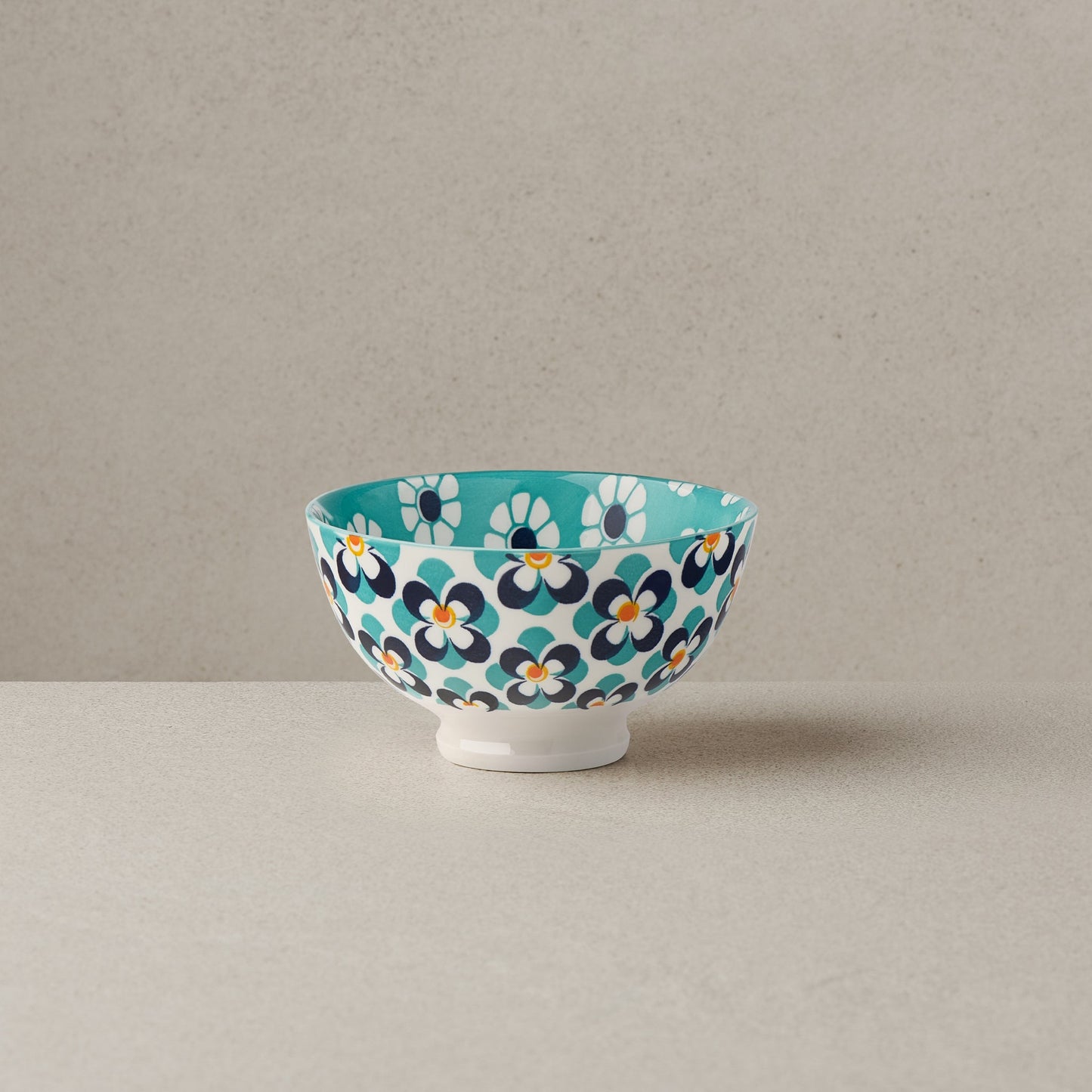 Kiri Porcelain 8 oz. 4.5 Inch Diameter Bowl - Teal & Blue Daisy