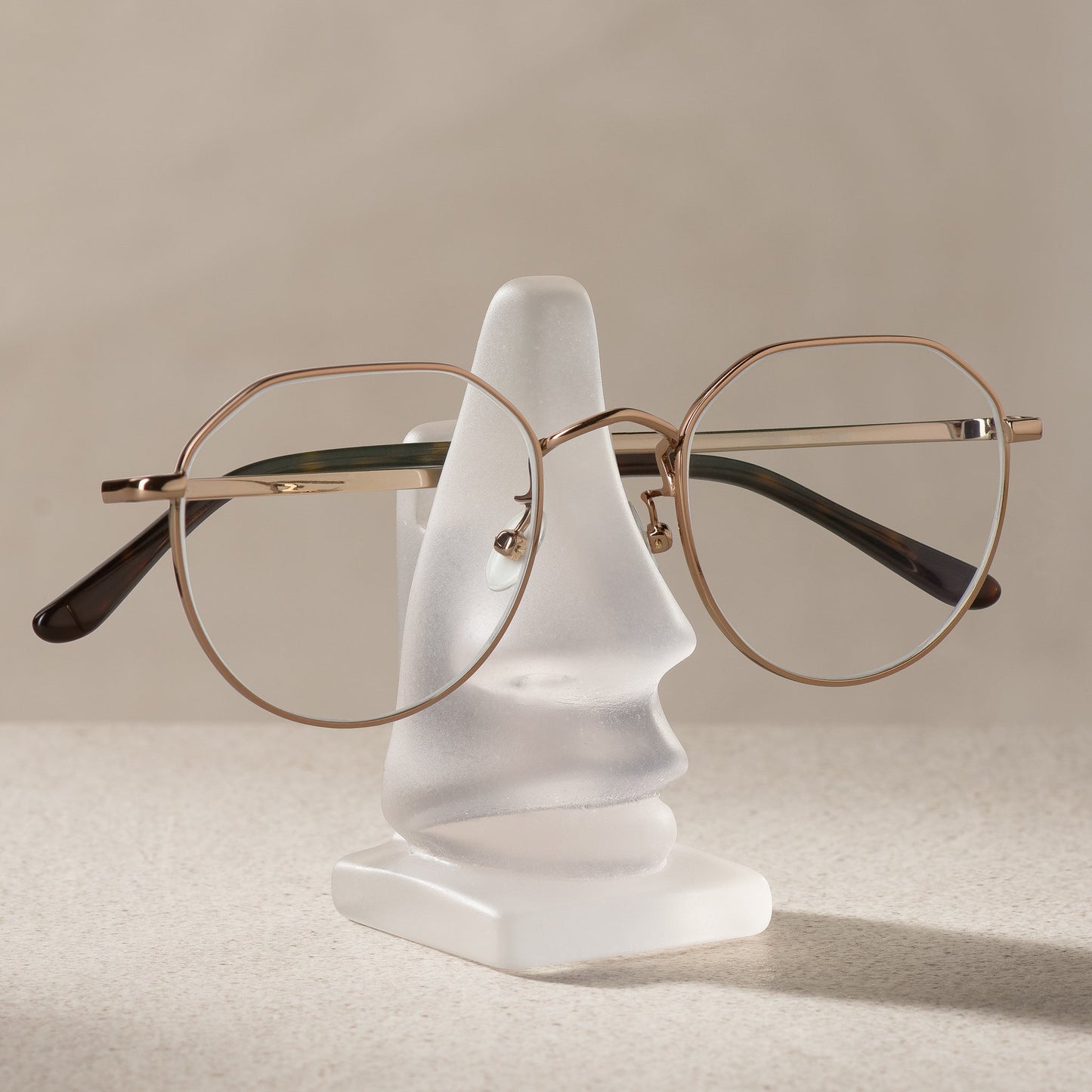 Leon Nose Eyeglass Holder - Clear Frosted