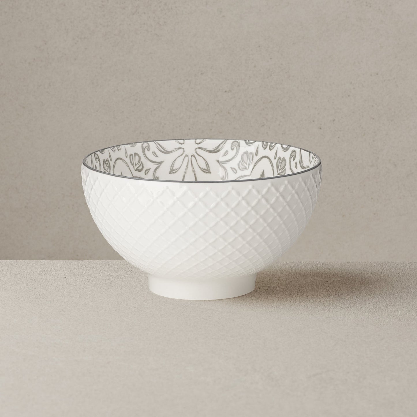 Kiri Porcelain 22 oz. 6 Inch Diameter Bowl - Grey Filigree