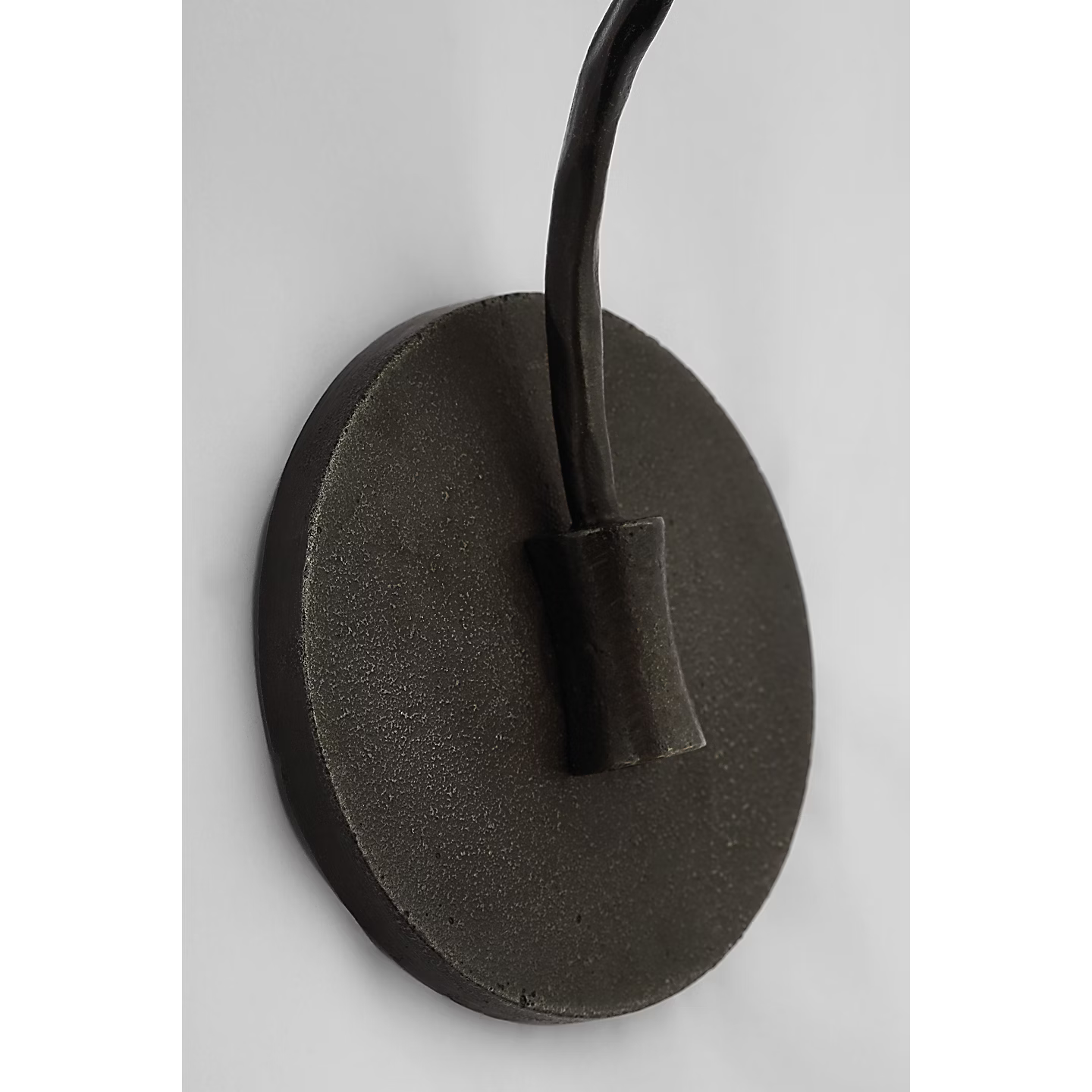 Belfair Medium Single Sconce